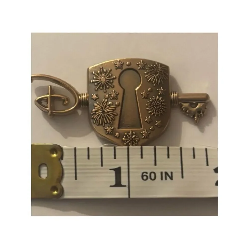 Disney Parks Store Key and Lock Pin ~ Pristine